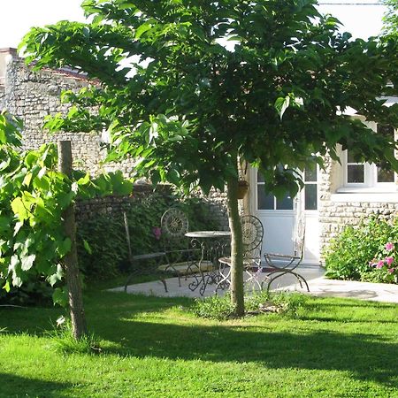 La Claverie Sainte-Radégonde-des-Noyers Kültér fotó