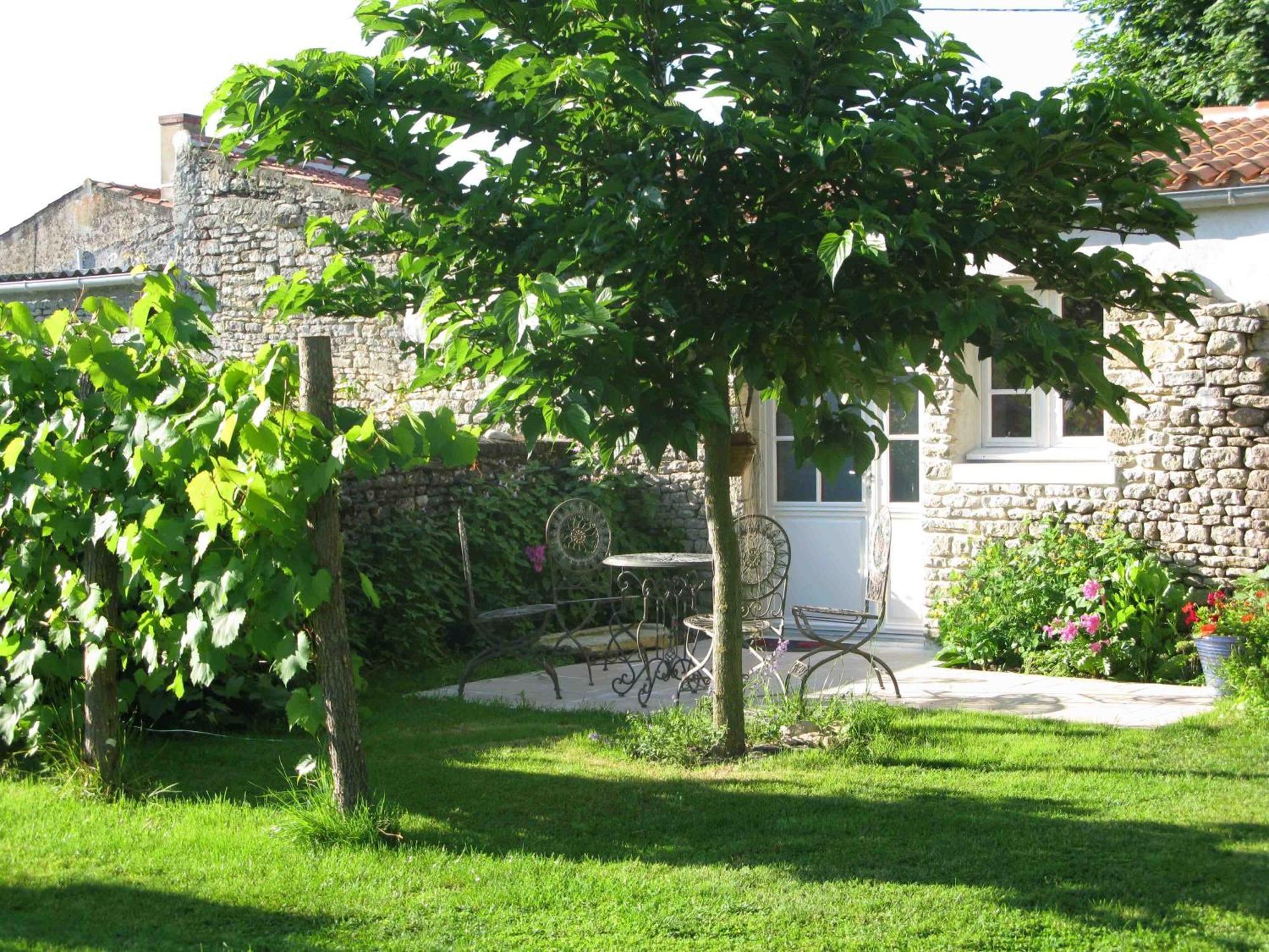 La Claverie Sainte-Radégonde-des-Noyers Kültér fotó